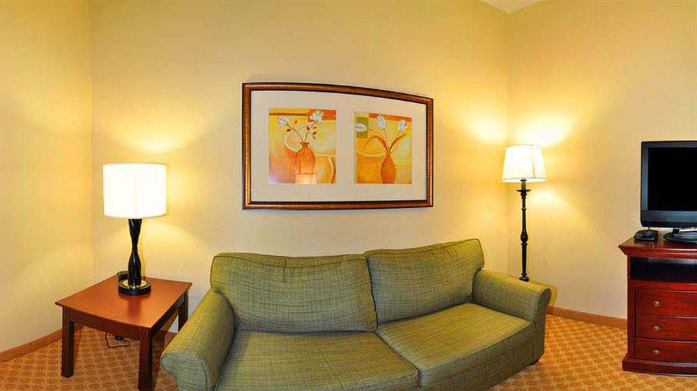 דותן Comfort Inn & Suites מראה חיצוני תמונה